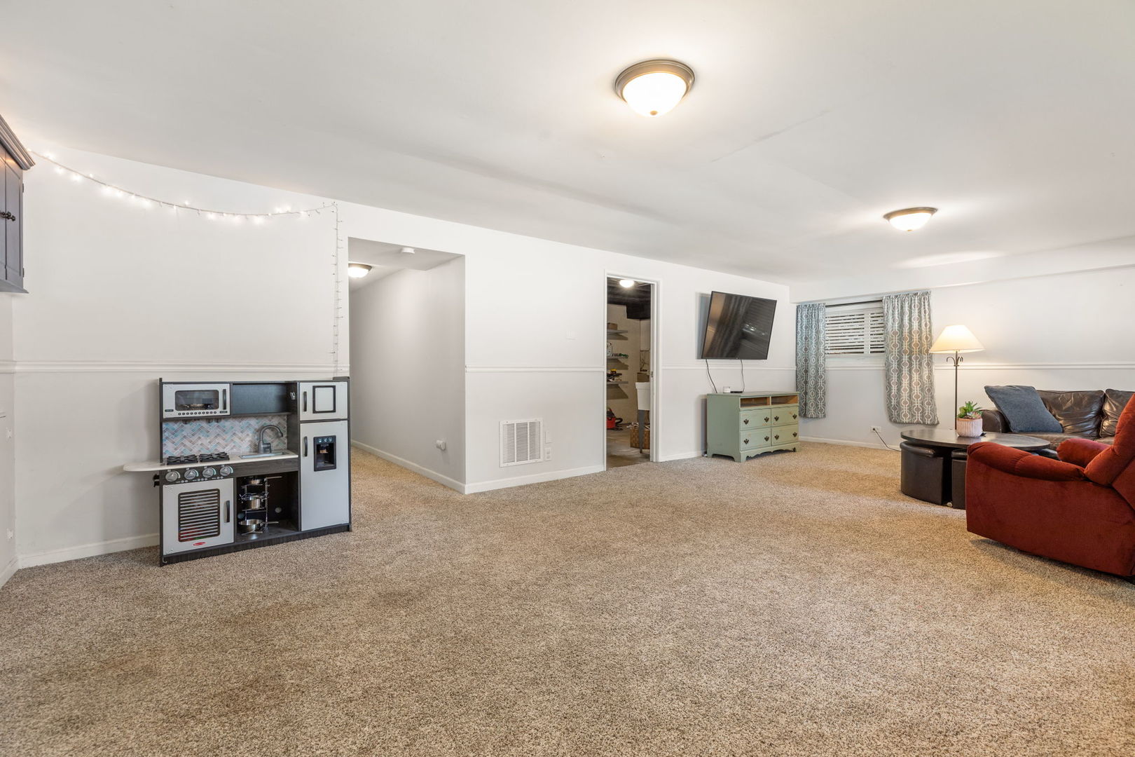 725 North Pinecrest Road Bolingbrook, IL 60440 - Photo 28 of 35 Gallery Image 28