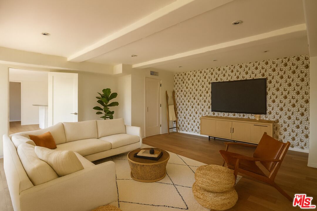 3756 Effingham Place Los Angeles, CA 90027 - Photo 30 of 57