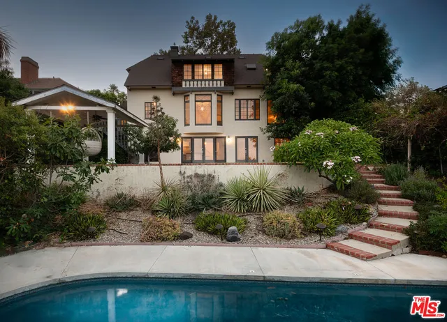 $3,695,000 | 3756 Effingham Place, Los Angeles, CA 90027