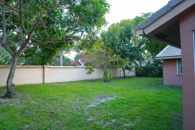 $650,000 | 4555 Northwest 88th Terrace, Coral Springs, FL 33065