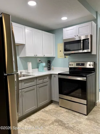 $1,500 | 365 North Orlando Avenue, Cocoa Beach, FL 32931