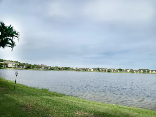 $2,280 | 5015 Wiles Road, Unit 206, Coconut Creek, FL 33073