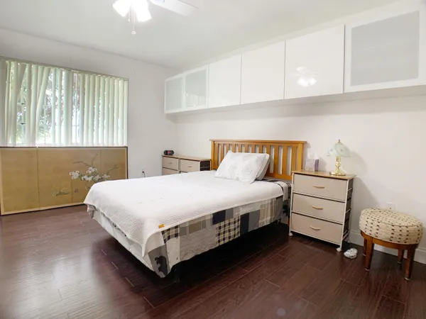 $2,280 | 5015 Wiles Road, Unit 206, Coconut Creek, FL 33073