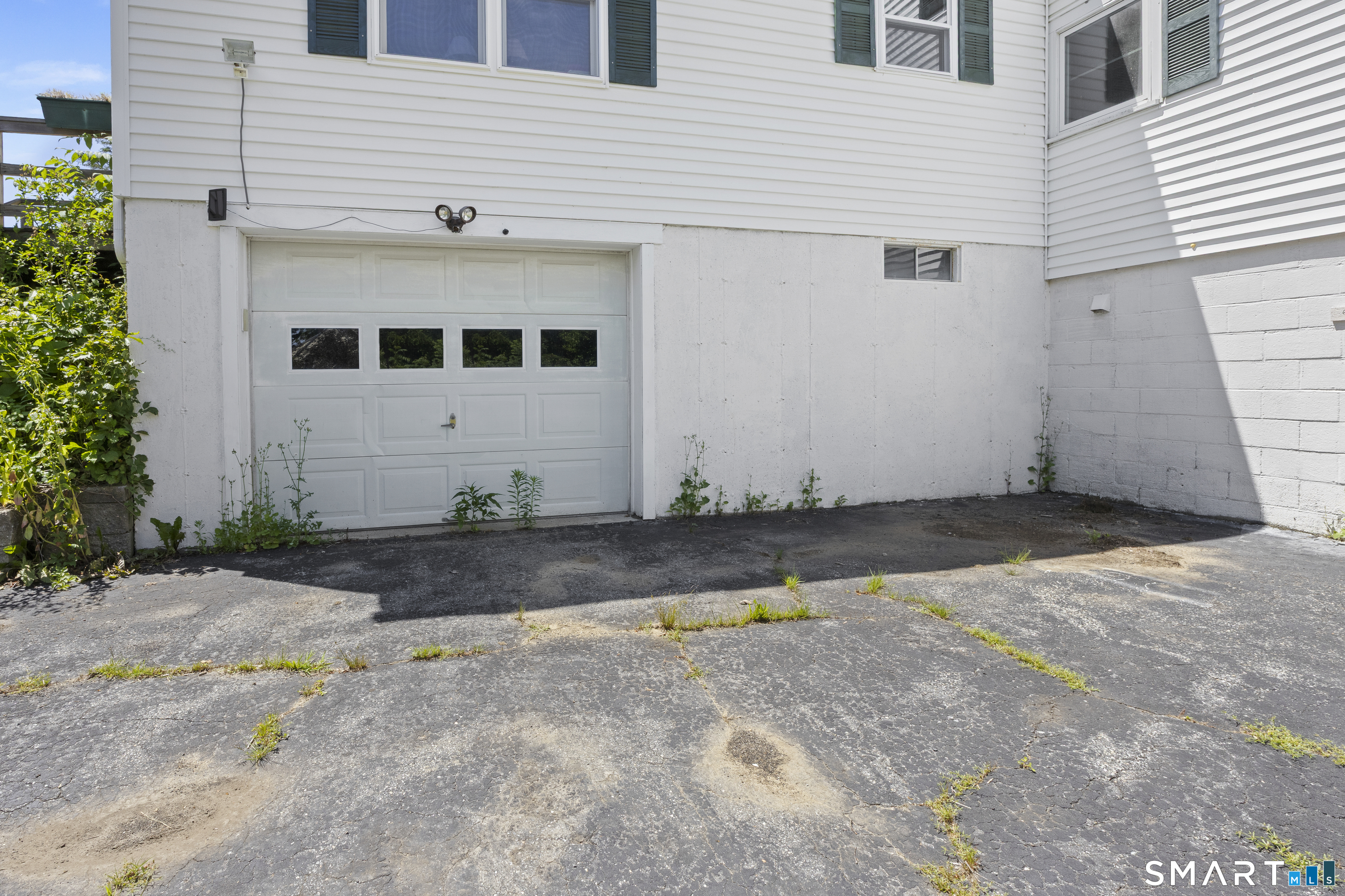 201 Main Street Hampton, CT 06247 - Photo 3 of 24 Gallery Image 3