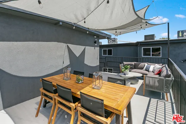 $2,395 | 2918 Hauser Boulevard, Unit 1, Los Angeles, CA 90016