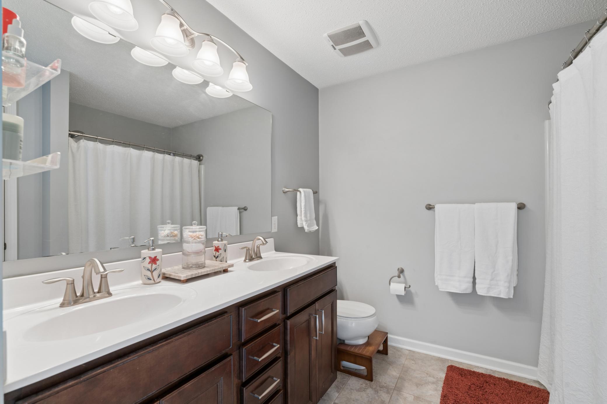 8967 Southwest Village Loop Chanhassen, MN 55317 - Photo 16 of 31