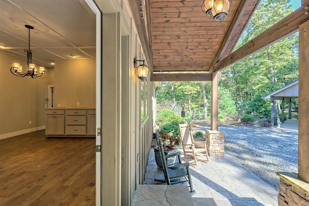 21 Talala Ridge Brasstown, NC 28902 - Photo 10 of 71 Gallery Image 10