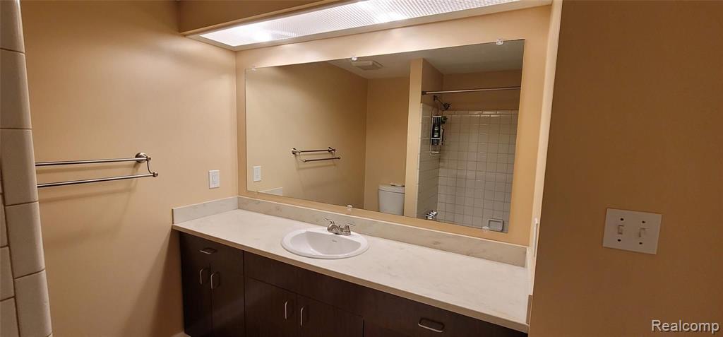 32600 Hoover Road, Unit 81 Warren, MI 48093 - Photo 26 of 32