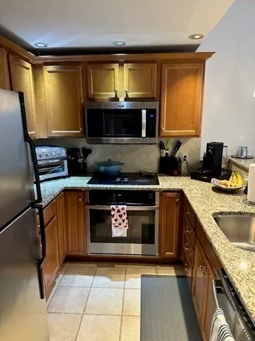 $4,300 | 191 Warren Avenue, Unit 3, Boston, MA 02116