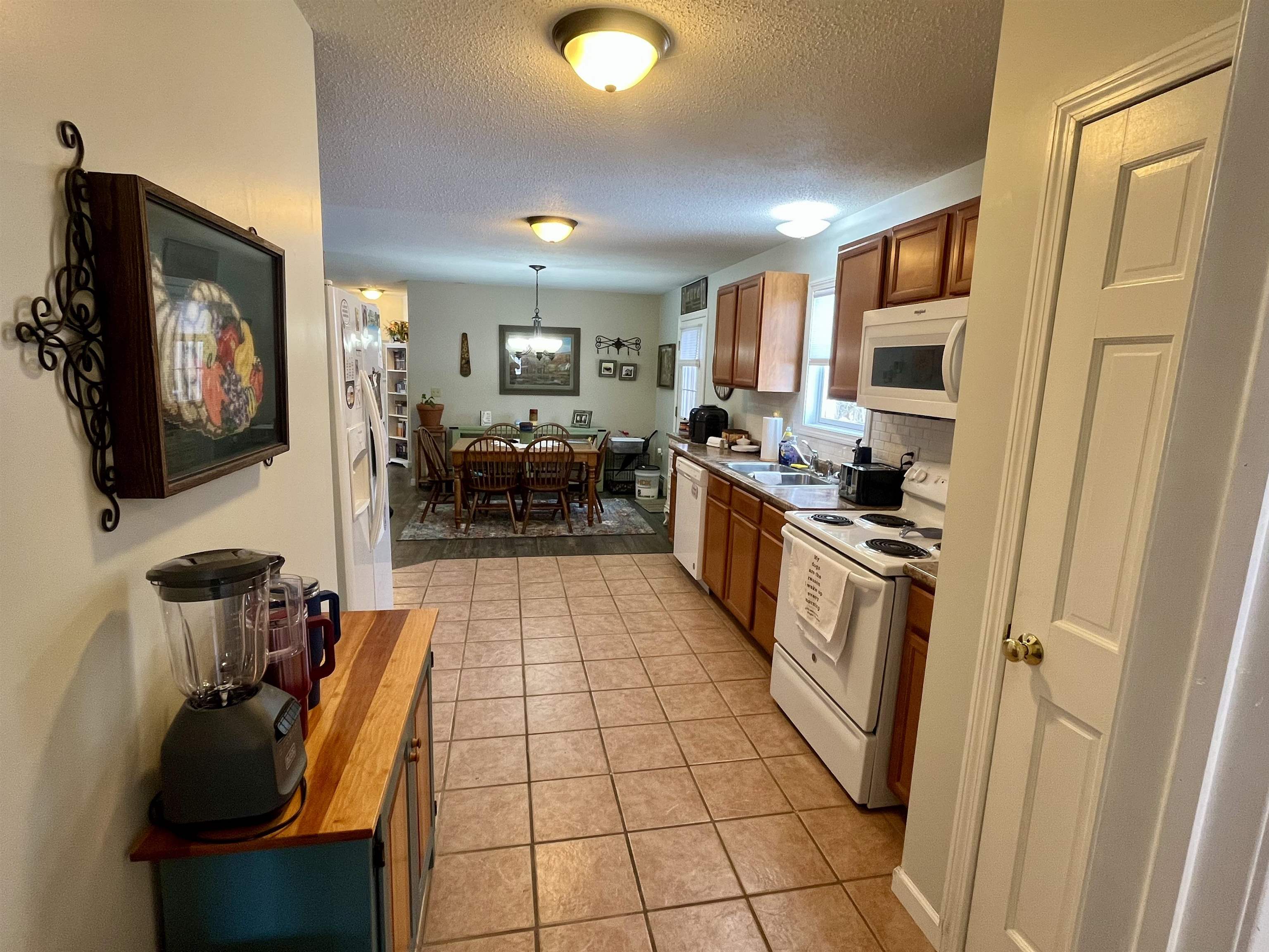 100 Devery Lane Castleton, VT 05735 - Photo 11 of 20