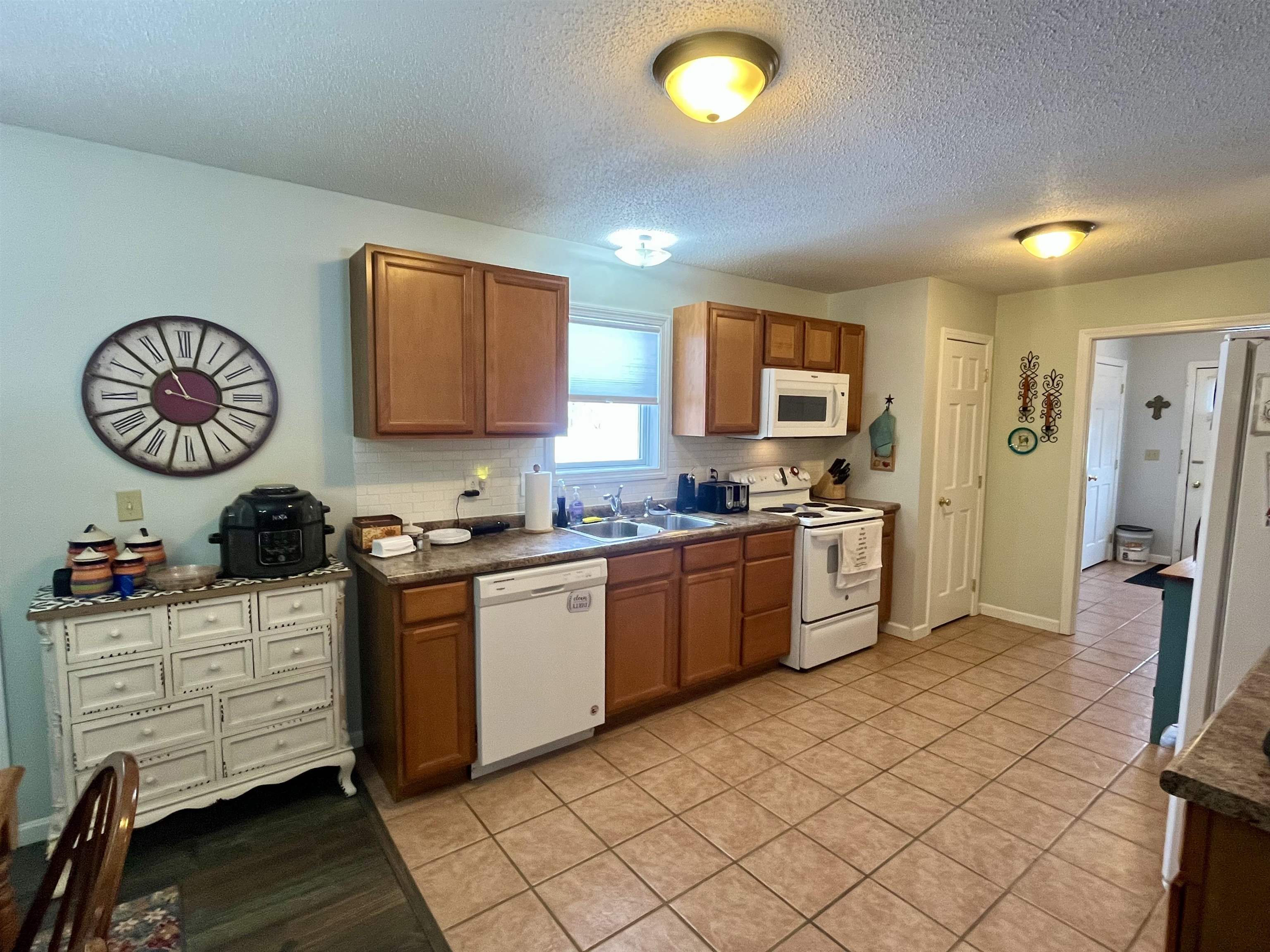 100 Devery Lane Castleton, VT 05735 - Photo 9 of 20