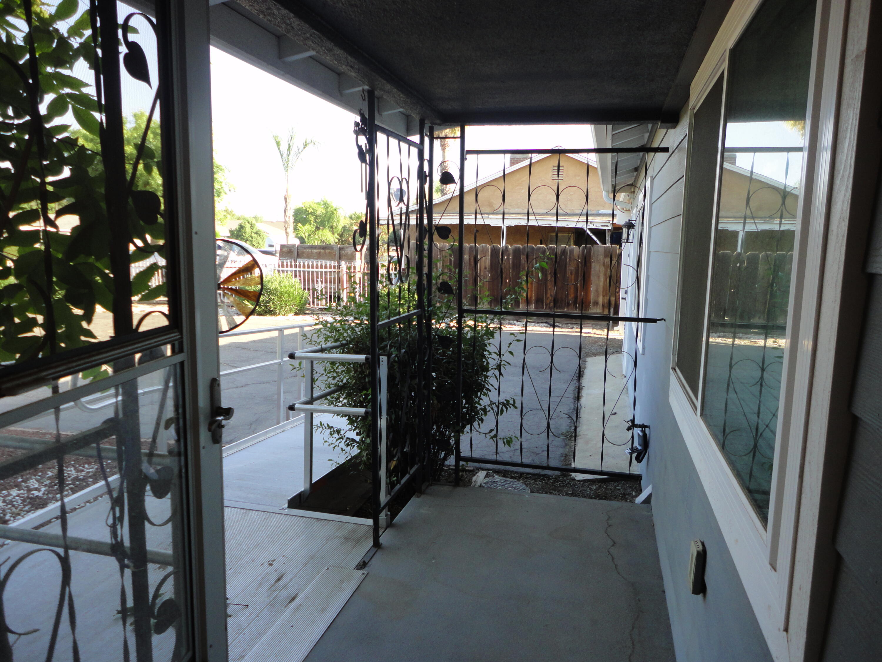 326 Sycamore Avenue Lindsay, CA 93247 - Photo 11 of 47 DSC04801