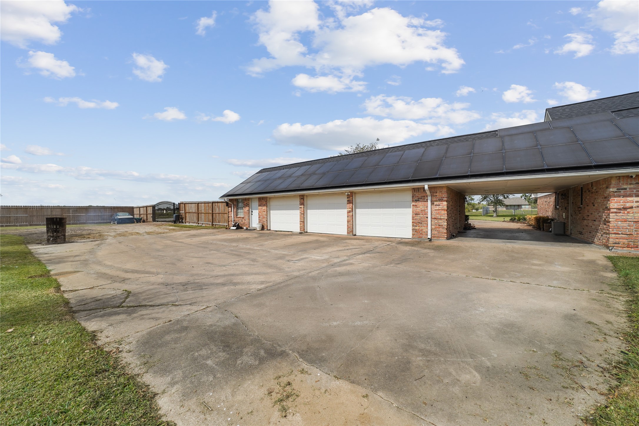 4410 County Road 63 Rosharon, TX 77583 - Photo 5 of 50