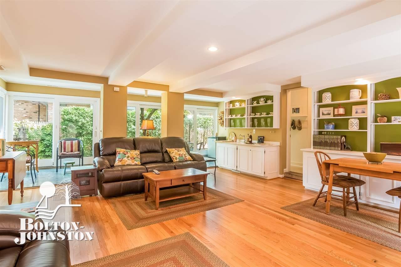 172 Merriweather Road Grosse Pointe Farms, MI 48236 - Photo 19 of 50