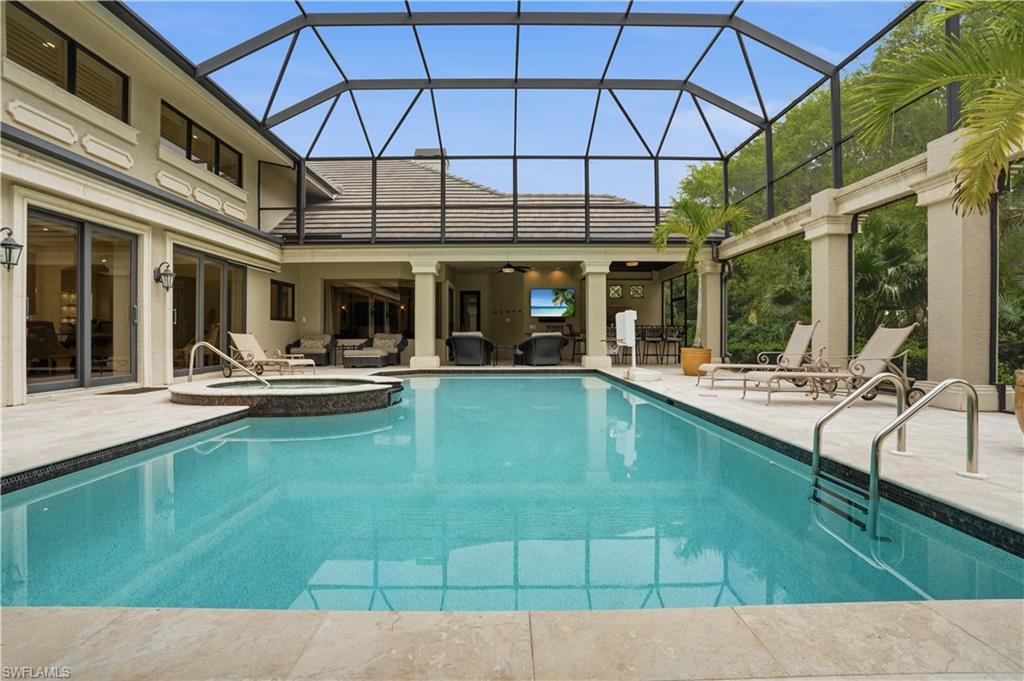 328 Sedgwick Court Naples, FL 34108 - Photo 12 of 48