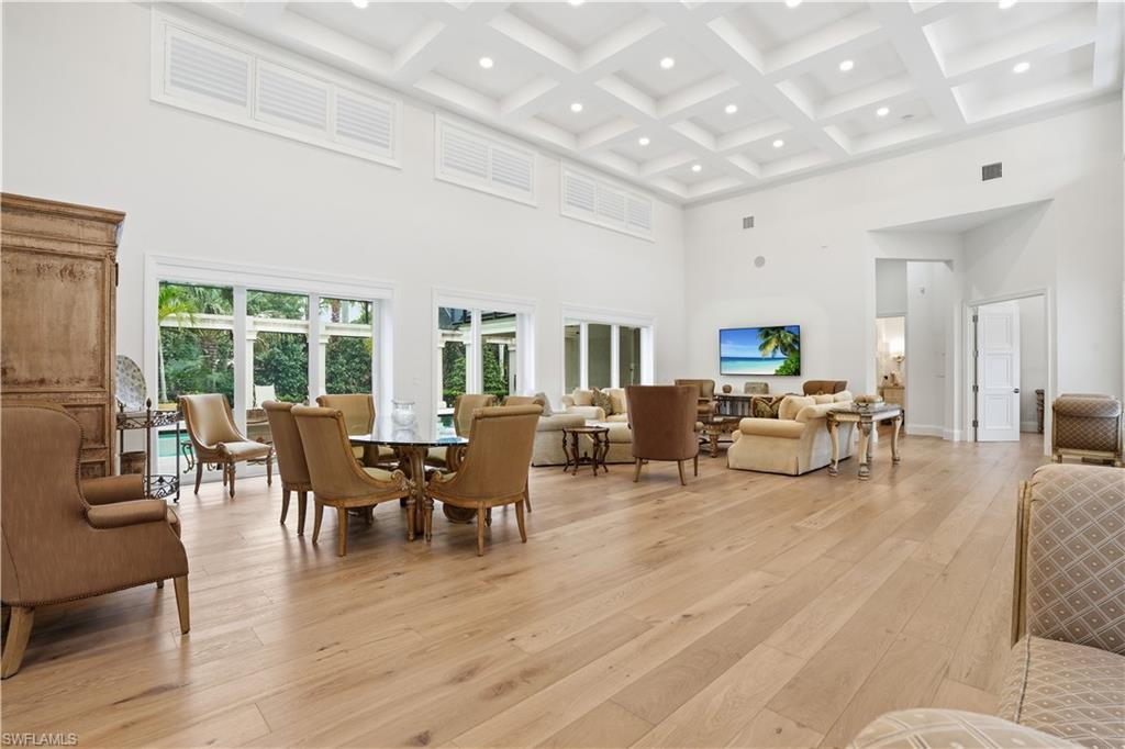 328 Sedgwick Court Naples, FL 34108 - Photo 16 of 48