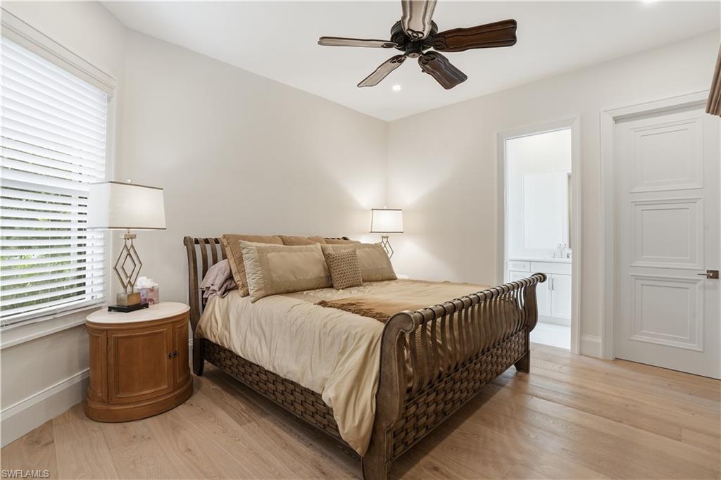 328 Sedgwick Court Naples, FL 34108 - Photo 29 of 48