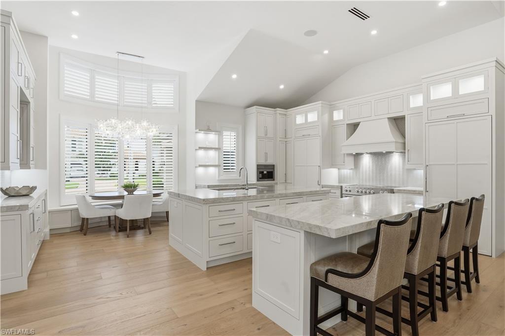 328 Sedgwick Court Naples, FL 34108 - Photo 3 of 48