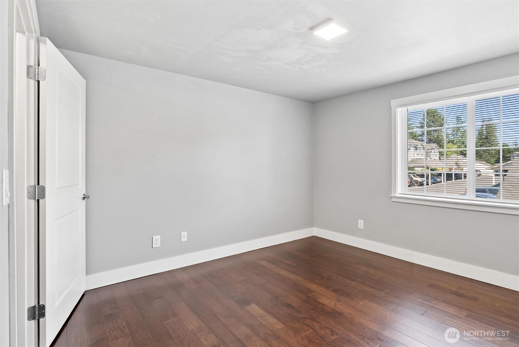 12404 East Gibson Road, Unit M202 Everett, WA 98204 - Photo 21 of 28