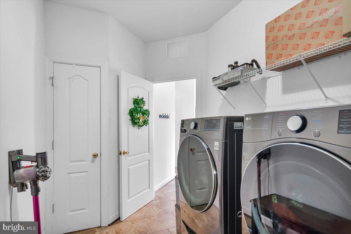 20 Alexis Court Mickleton, NJ 08056 - Photo 19 of 36 Laundry Room