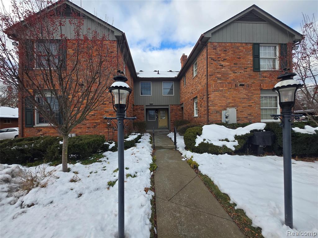 3810 Rochester Road Royal Oak, MI 48073 - Photo 1 of 30
