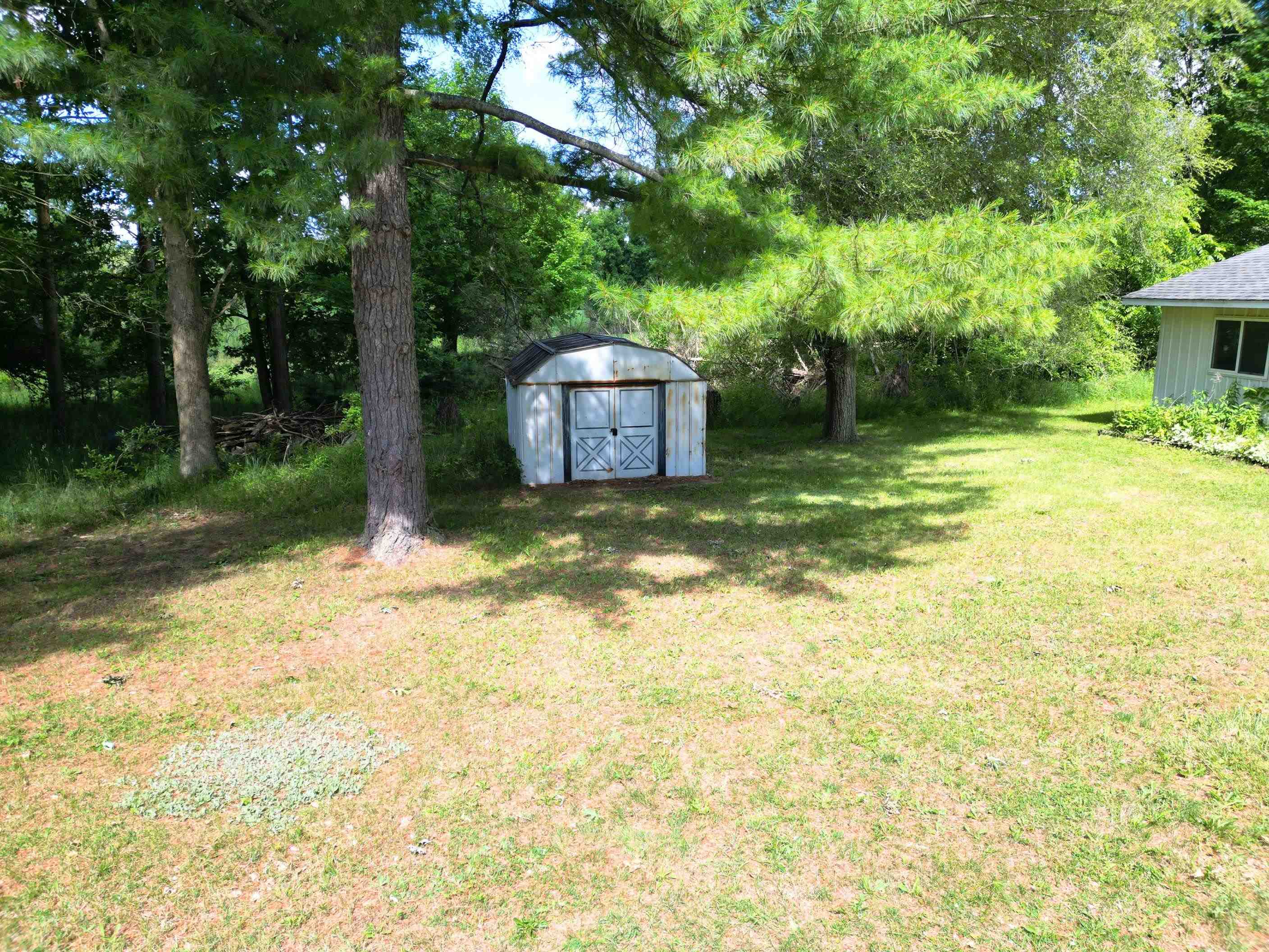 7099 North Henderson Road Davison, MI 48423 - Photo 46 of 55