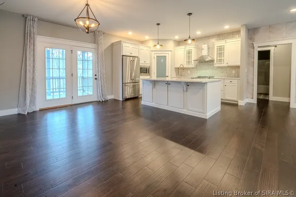 $570,000 | 2605 Deville Drive, Floyds Knobs, IN 47119