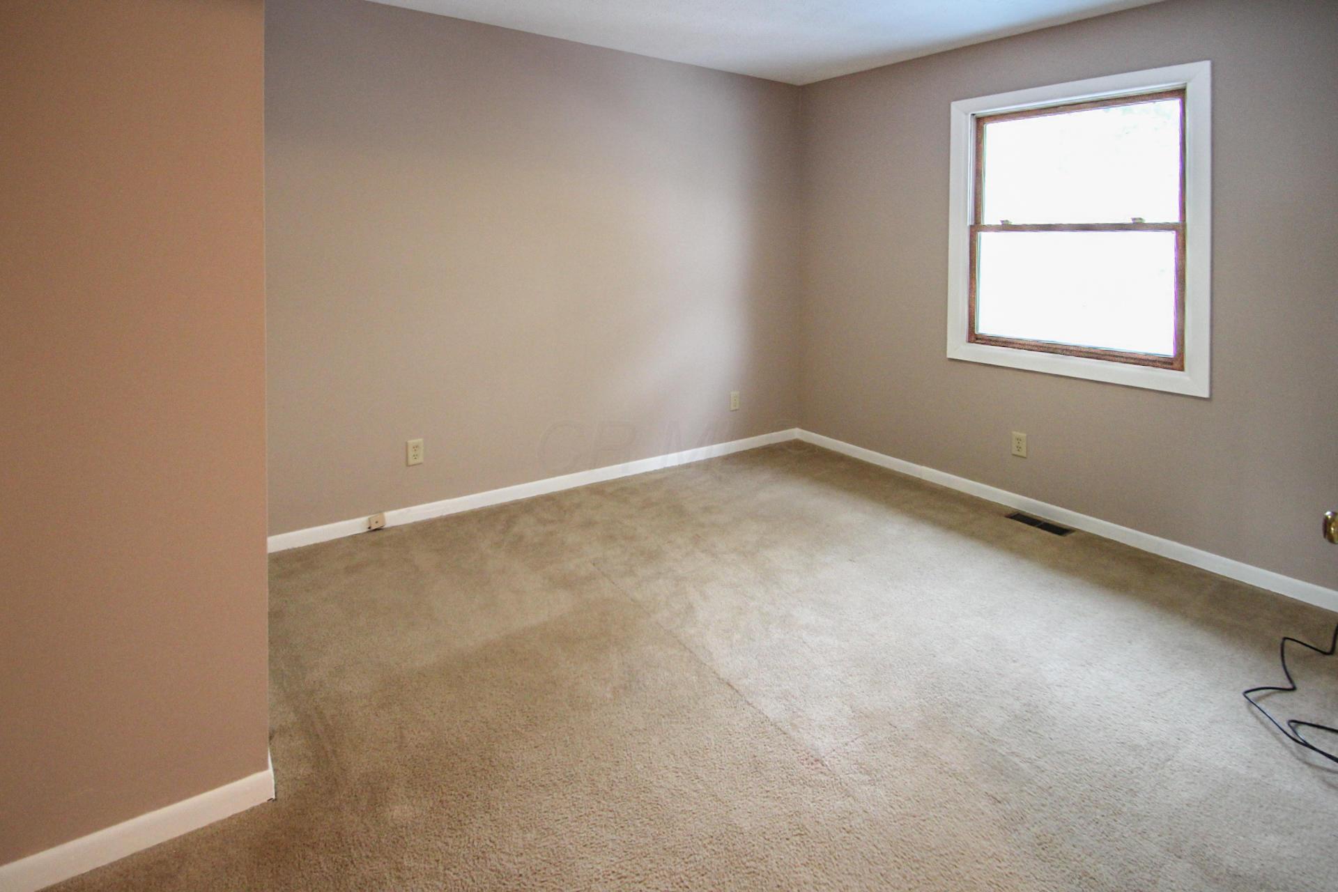 321 Ridgemere Way Lancaster, OH 43130 - Photo 16 of 28 Gallery Image 16