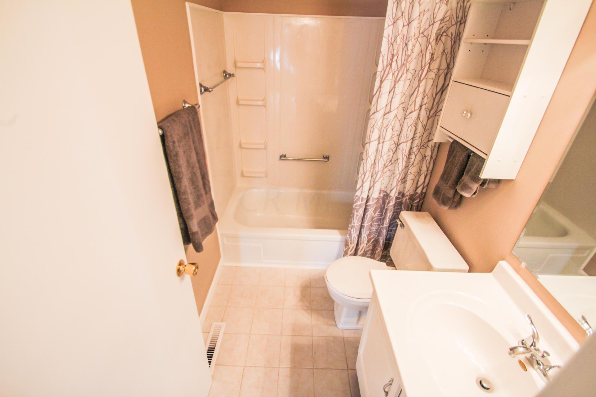 321 Ridgemere Way Lancaster, OH 43130 - Photo 20 of 28 Gallery Image 20