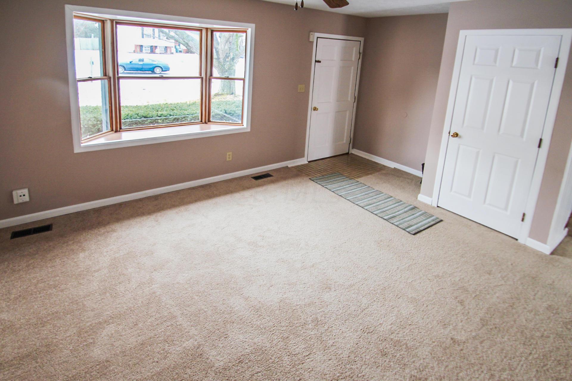 321 Ridgemere Way Lancaster, OH 43130 - Photo 9 of 28 Gallery Image 9