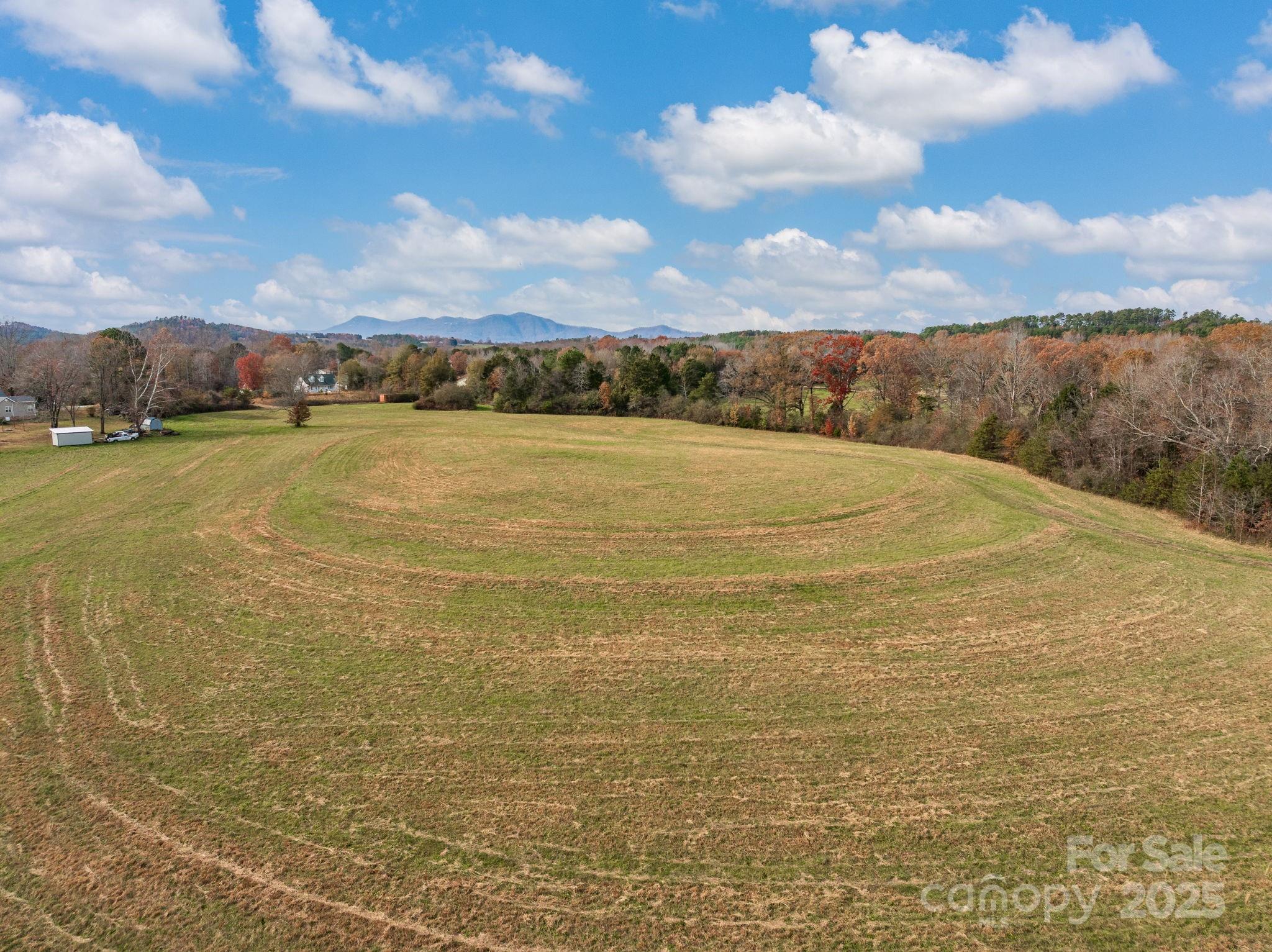 6505 Highway 9 Columbus, NC 28722 - Photo 3 of 21 a view of an ocean