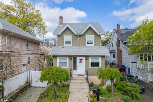 $755,000 | 429 Palisade Avenue, Cliffside Park, NJ 07010