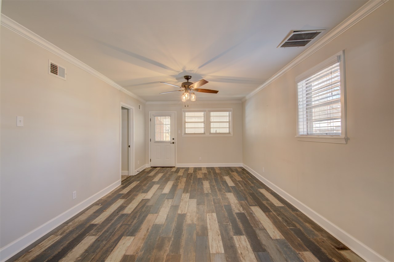 745 Moss Road Memphis, TN 38117 - Photo 11 of 25 Gallery Image 11