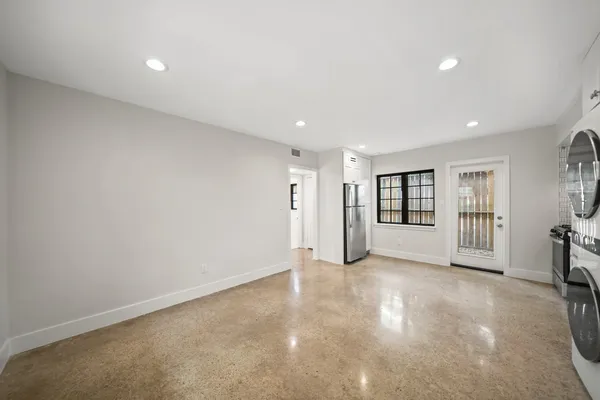 $1,575 | 520 Lovett Boulevard, Unit 1C, Houston, TX 77006
