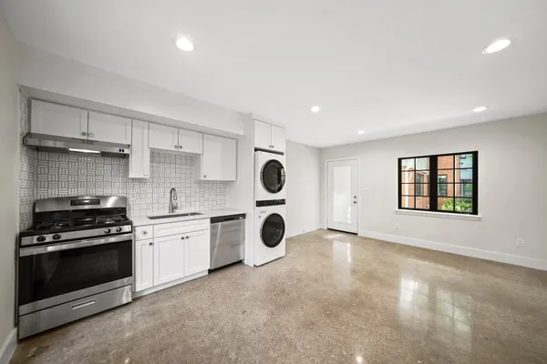 $1,575 | 520 Lovett Boulevard, Unit 1C, Houston, TX 77006