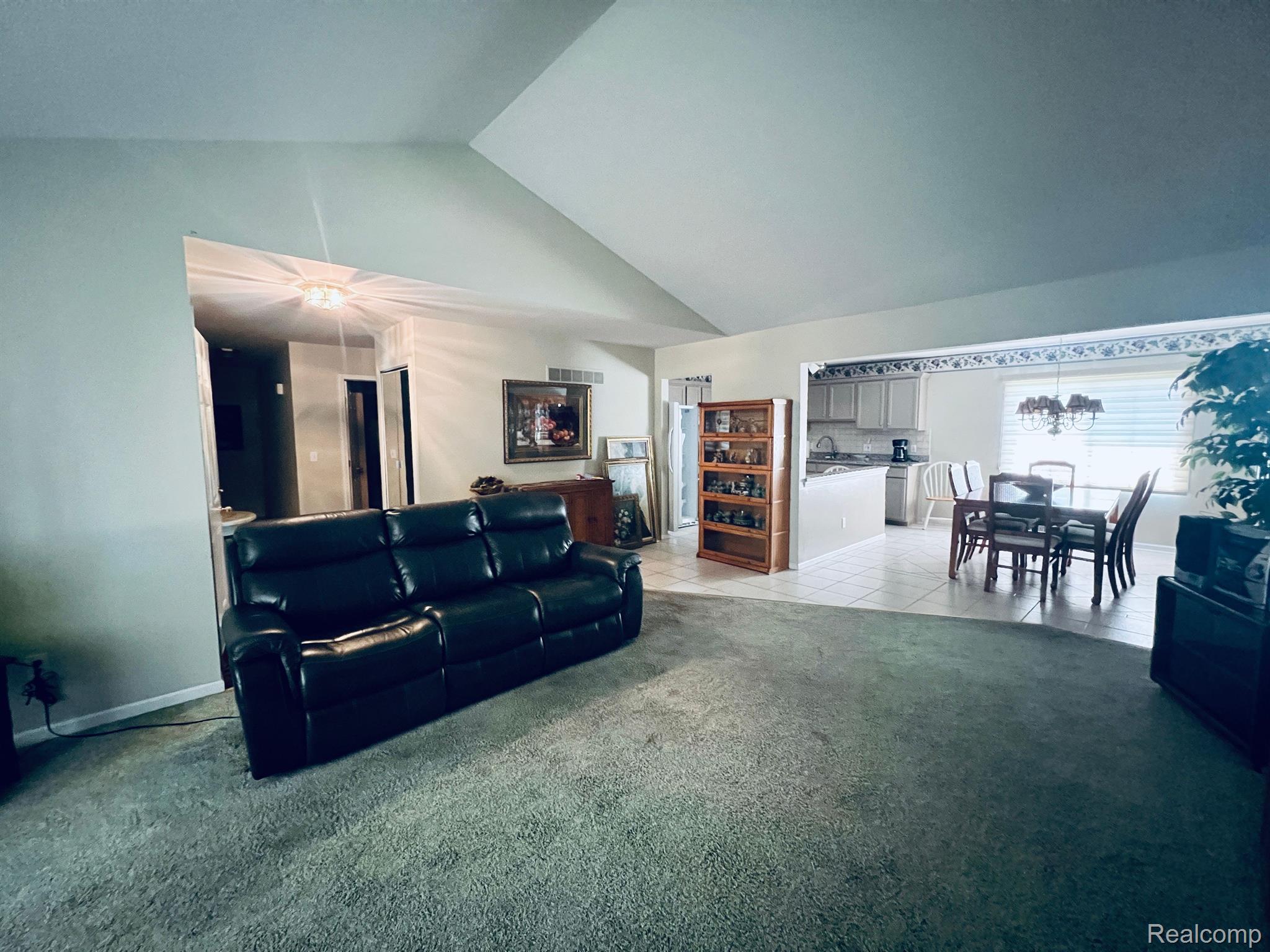 45360 Inverness Circle Macomb, MI 48044 - Photo 13 of 57 Gallery Image 13