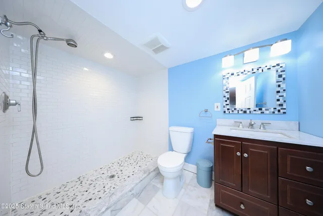 $798,000 | 133 Byrne Avenue | Westerleigh