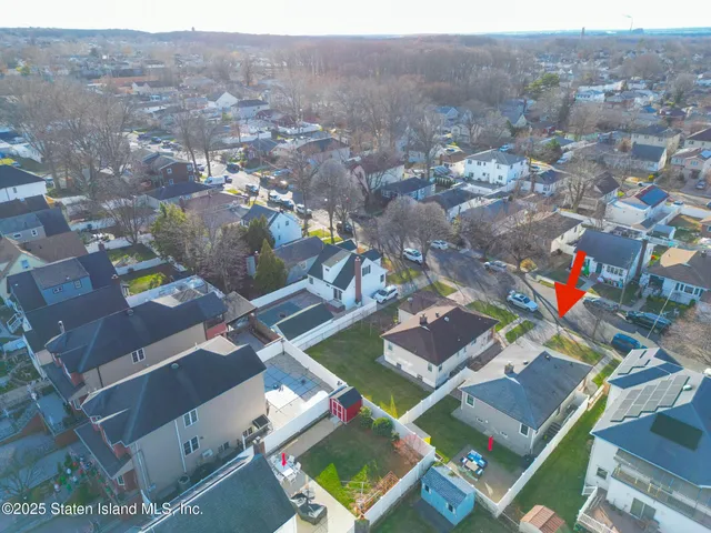 $798,000 | 133 Byrne Avenue | Westerleigh