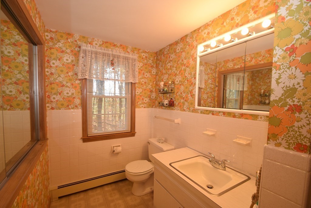 14 Louis Road Tewksbury, MA 01876 - Photo 17 of 36 Gallery Image 17
