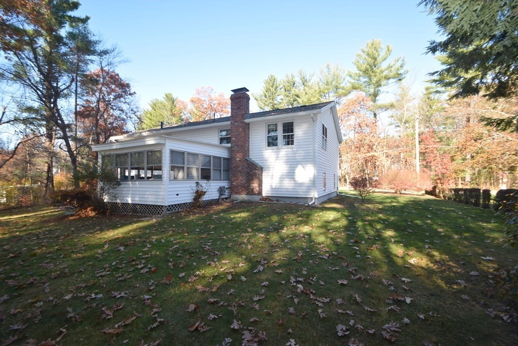 14 Louis Road Tewksbury, MA 01876 - Photo 4 of 36 Gallery Image 4