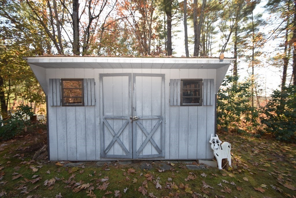 14 Louis Road Tewksbury, MA 01876 - Photo 6 of 36 Gallery Image 6
