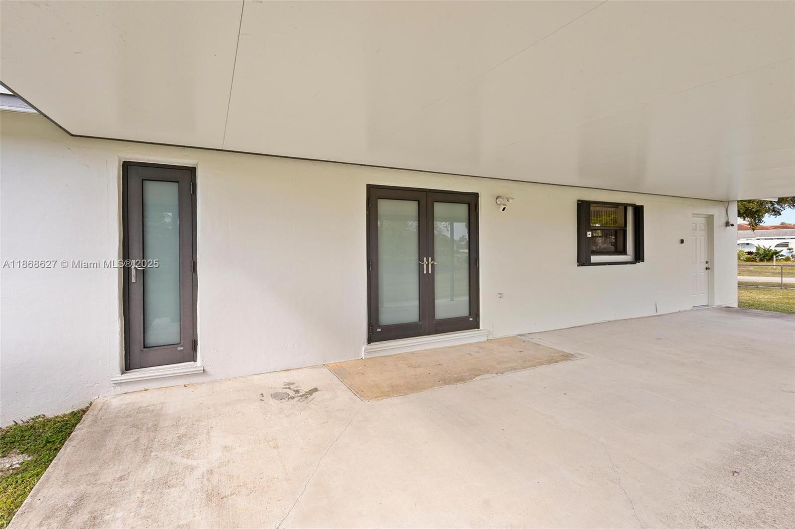 27661 Southwest 162nd Court Homestead, FL 33031 - Photo 8 of 60 a view of a big room with closet and windows