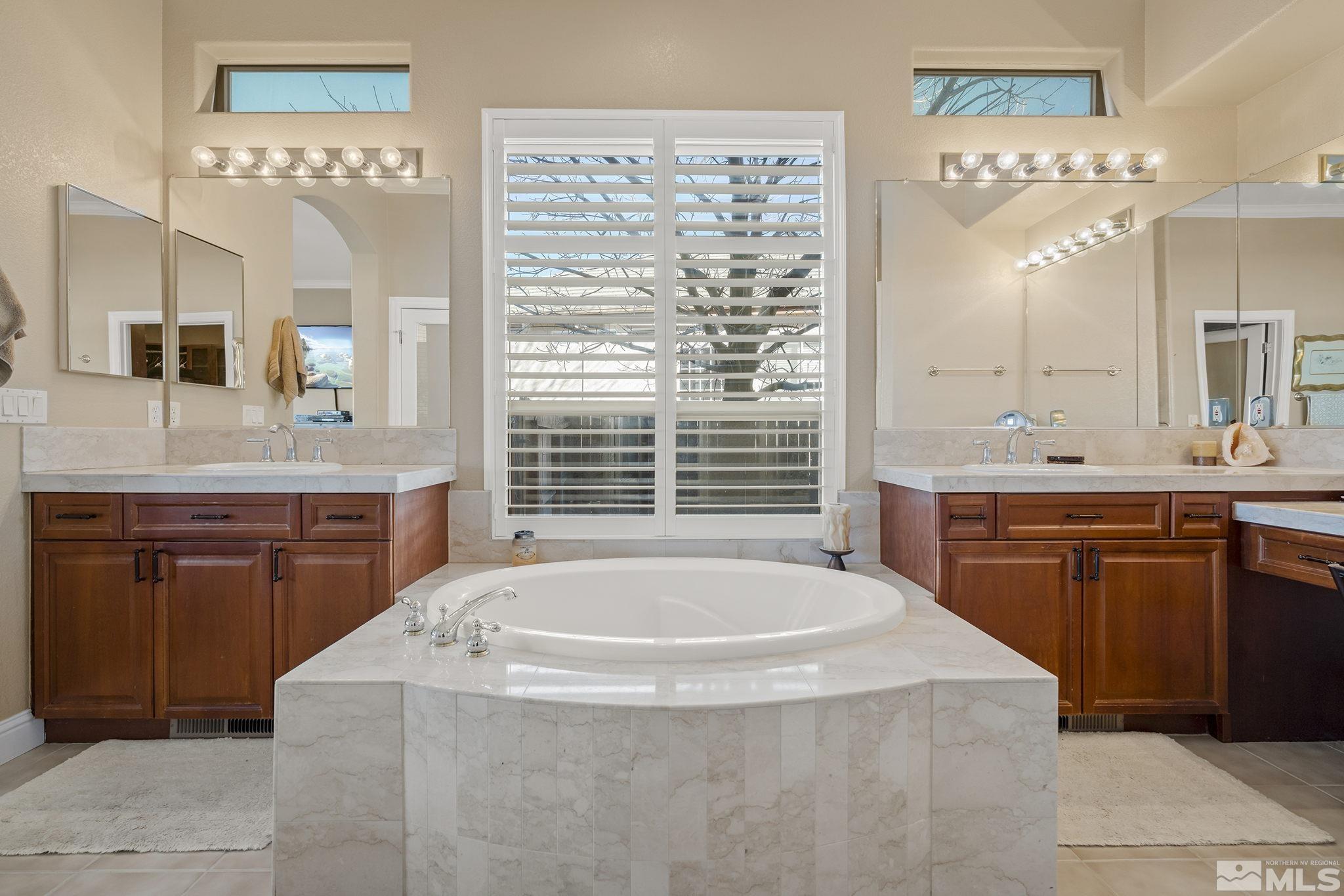 2565 Rampart Terrace Reno, NV 89519 - Photo 17 of 40 Photo 17