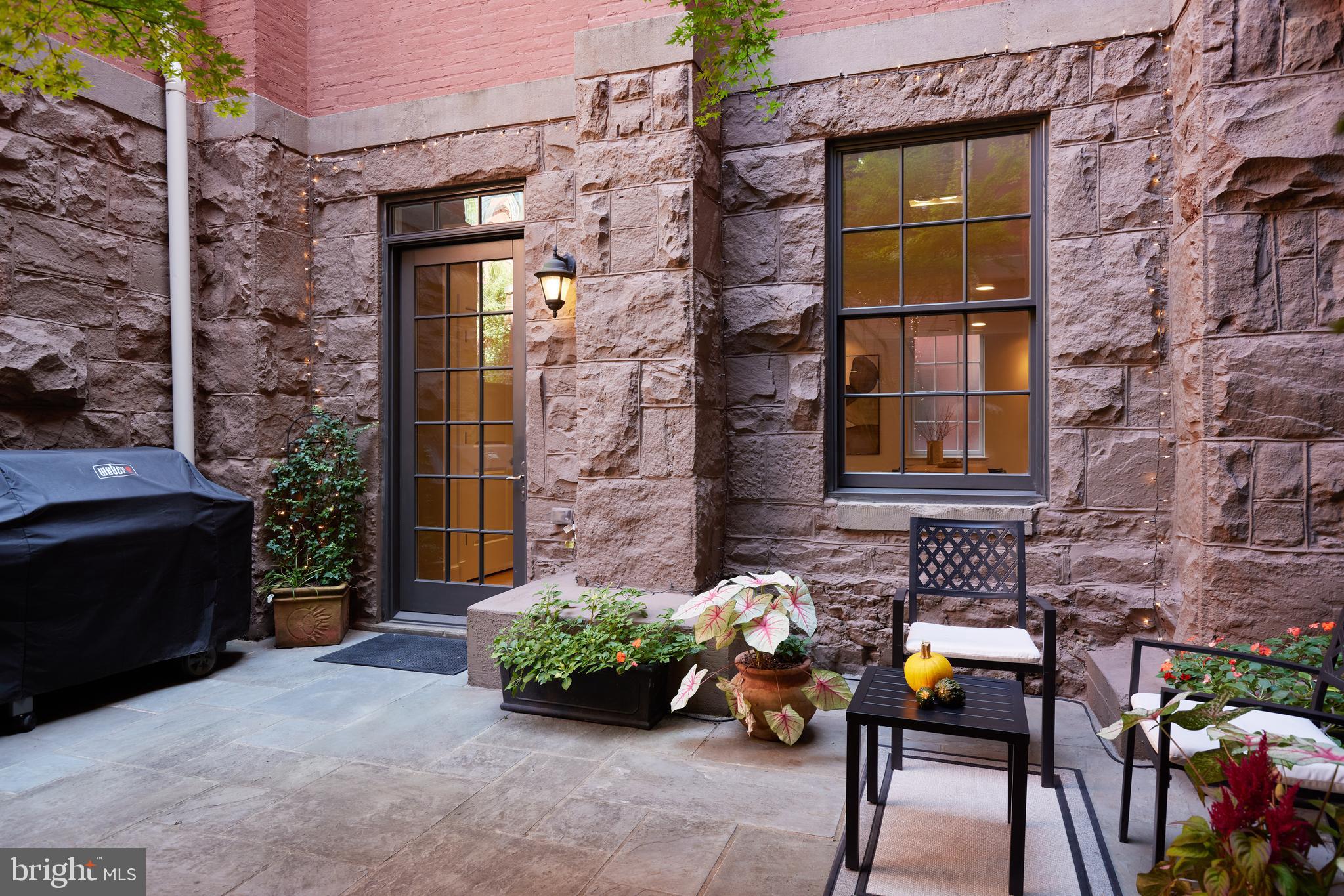 215 I Street Northeast, Unit 1B Washington, DC 20002 - Photo 11 of 78 View to the front door