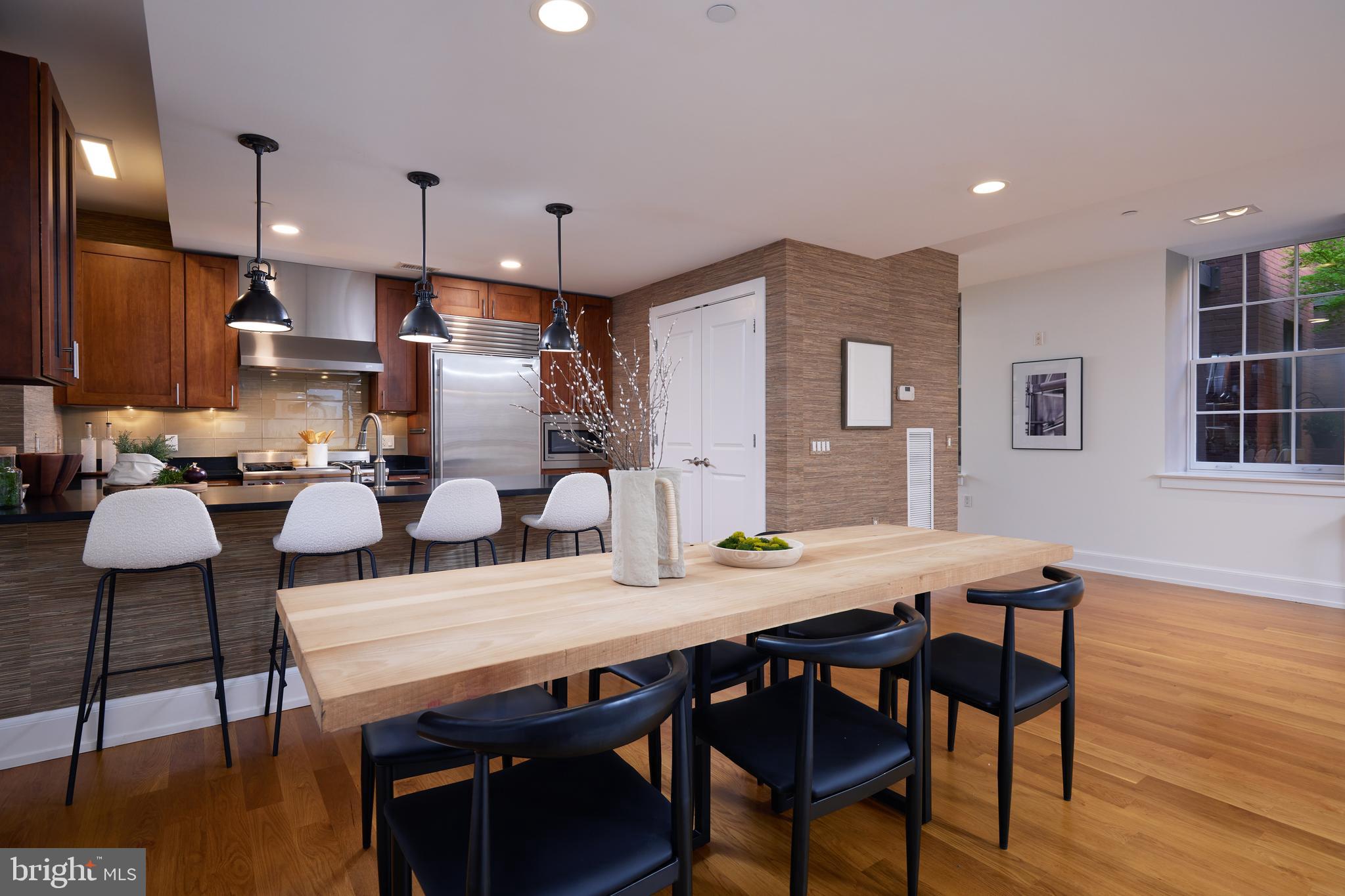 215 I Street Northeast, Unit 1B Washington, DC 20002 - Photo 20 of 78 Sub-Zero and Wolf appliances in the chefs kitchen