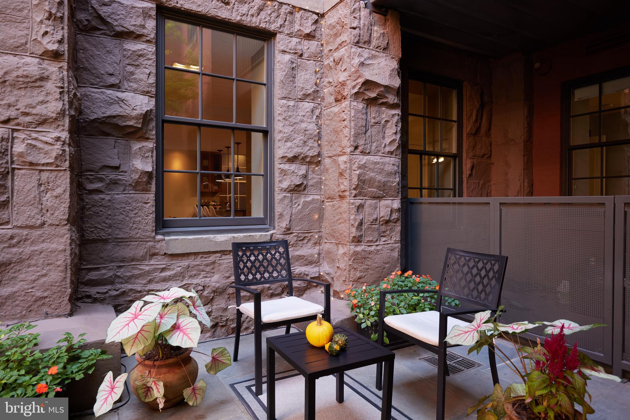 215 I Street Northeast, Unit 1B Washington, DC 20002 - Photo 8 of 78 Seating area perfect for coffee or cocktails