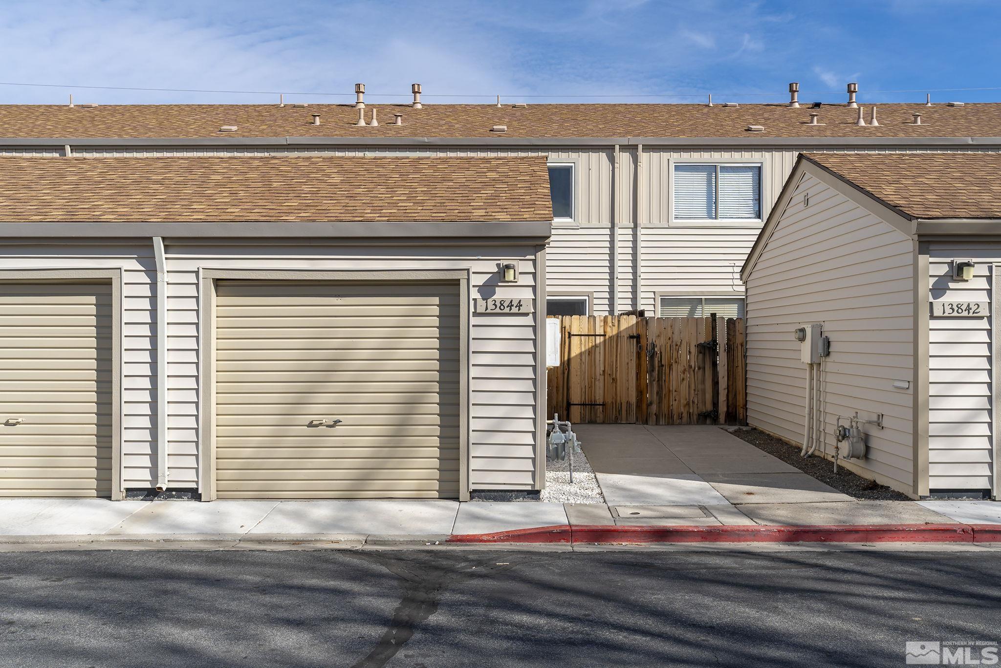 13844 Lear Boulevard Reno, NV 89506 - Photo 3 of 24 Photo 3
