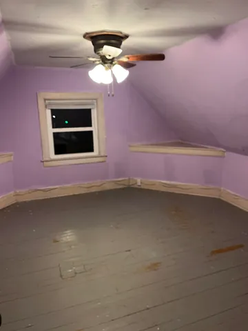 $139,000 | 305 East State Street, Iola, WI 54945