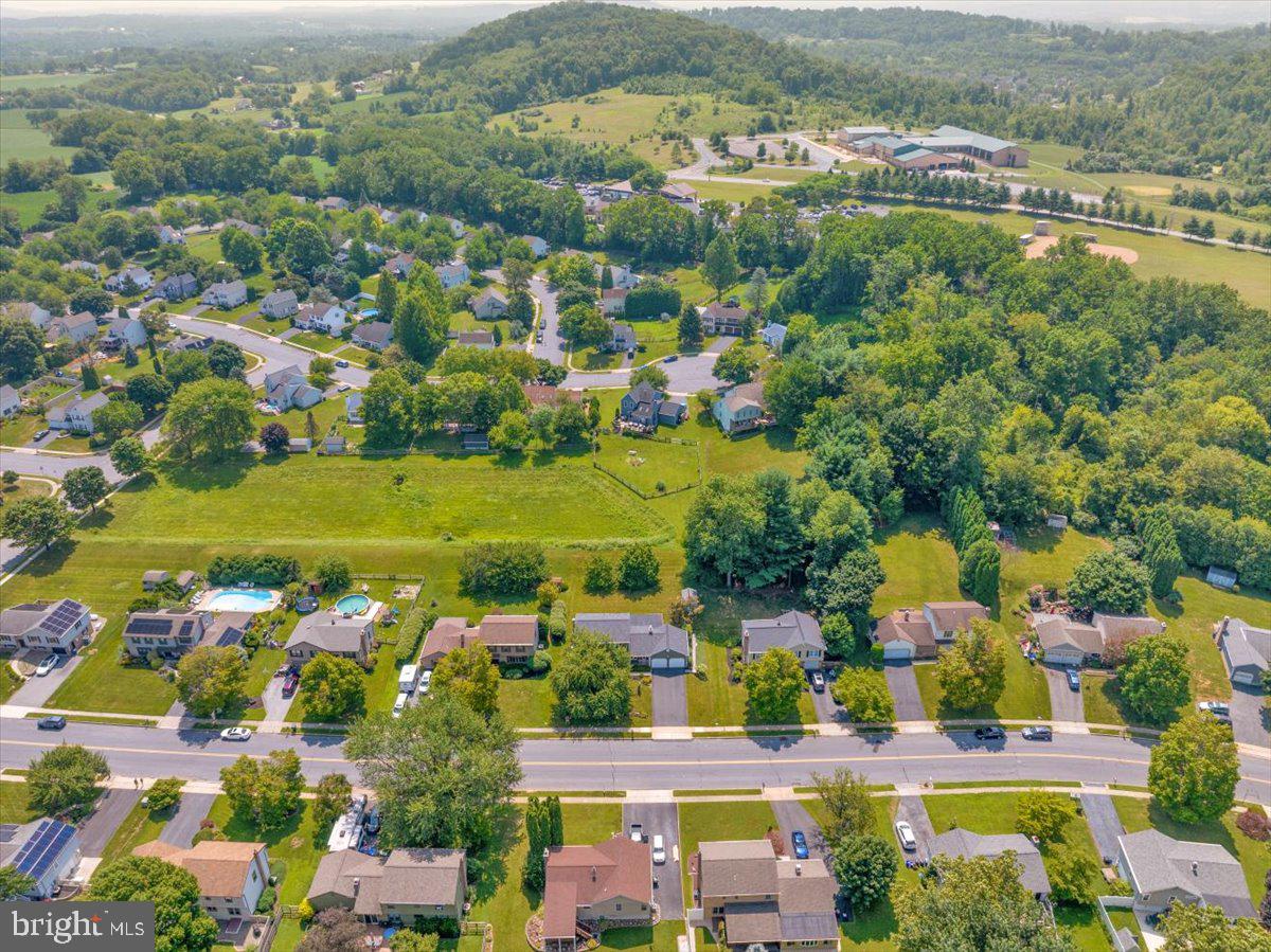 4826 Farming Ridge Boulevard Reading, PA 19606 - Photo 51 of 52