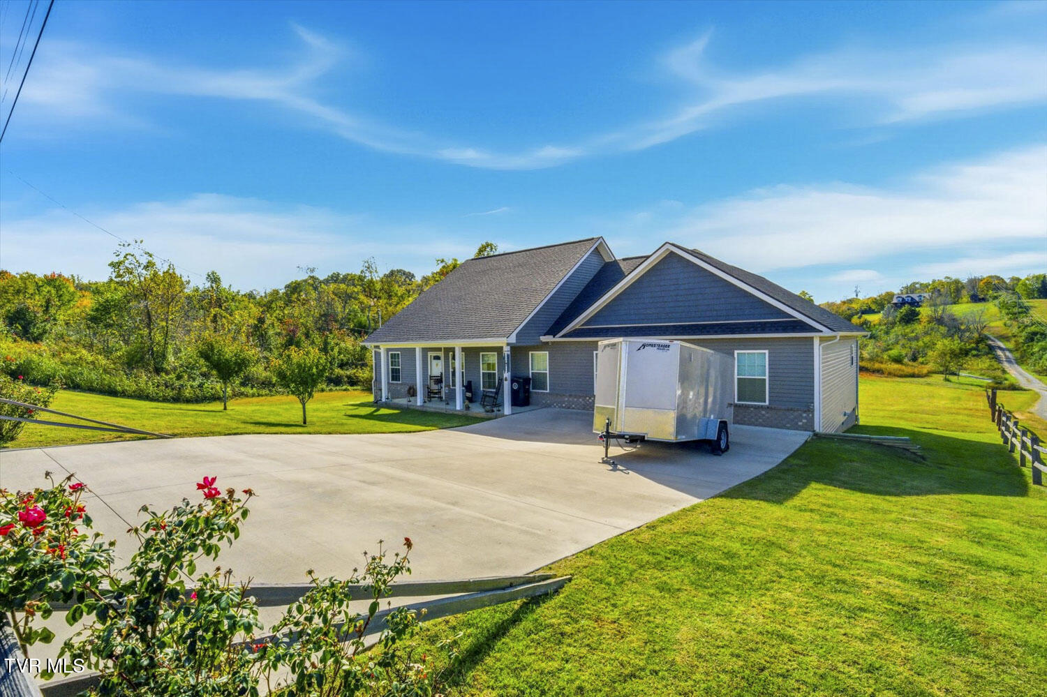 670 Jones-Franklin Road Morristown, TN 37813 - Photo 2 of 29 02-670-Jones-Franklin-Rd-Morristown-TN-2